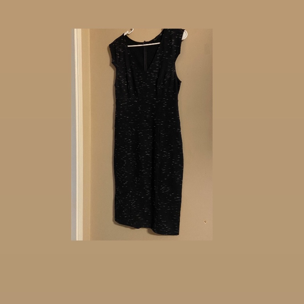 Black dress! great look 👀